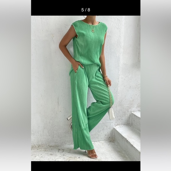 Shein Pleated Set! - Picture 4 of 7